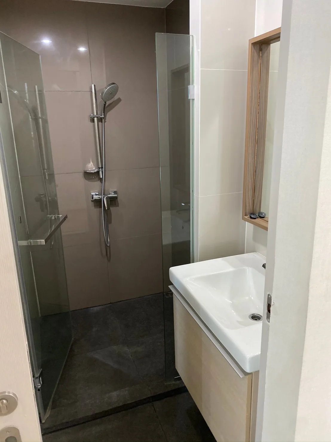 Property photos for The Capital Ekamai-Thonglor
