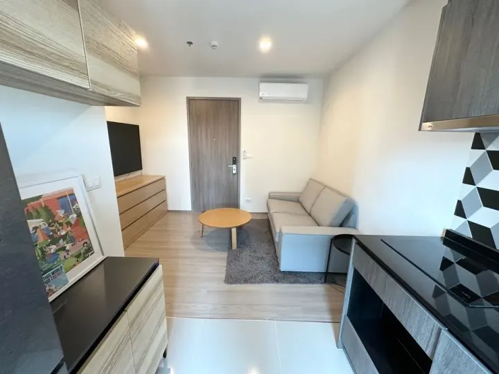 Property photos for The Base Phetchaburi-thonglor