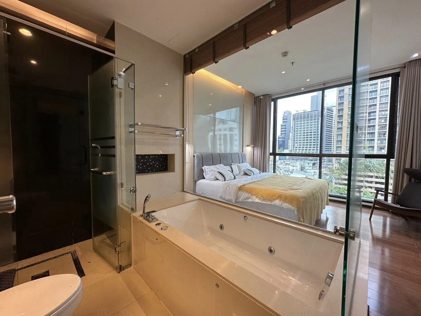 Property photos for The Address Sukhumvit 28
