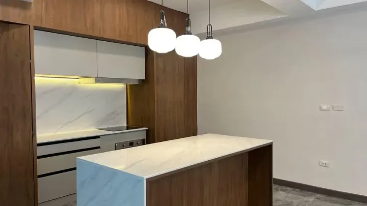 Property photos for White Mansion
