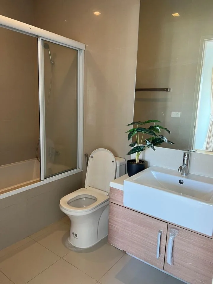 Property photos for Noble Reveal