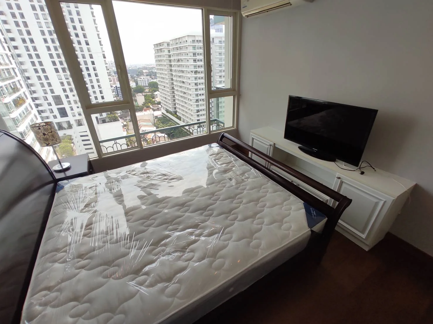Property photos for Ivy Thonglor