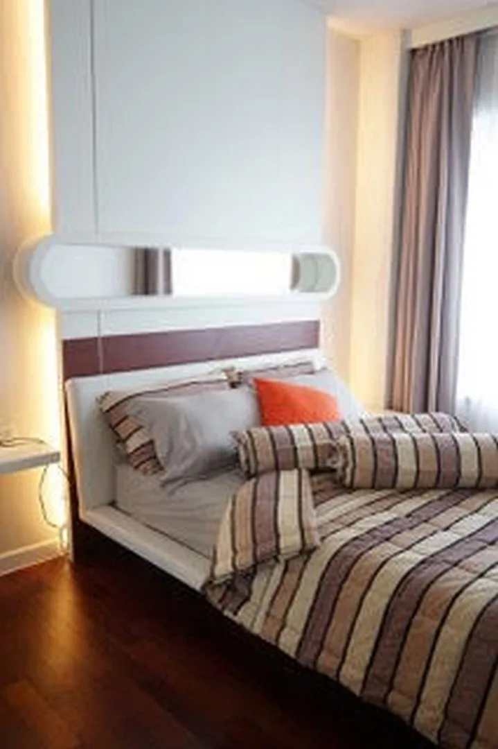 Property photos for Circle Condominium