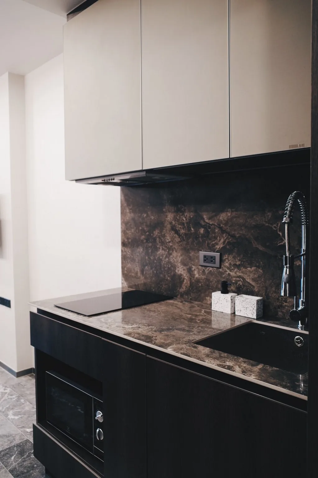 Property photos for 168 Sukhumvit 36