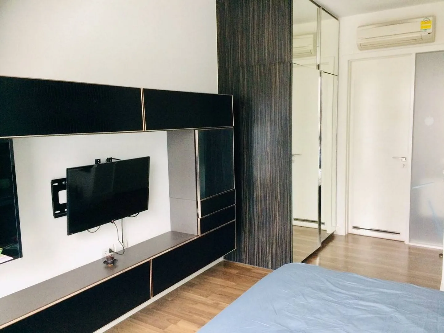 Property photos for The Room Sukhumvit 62