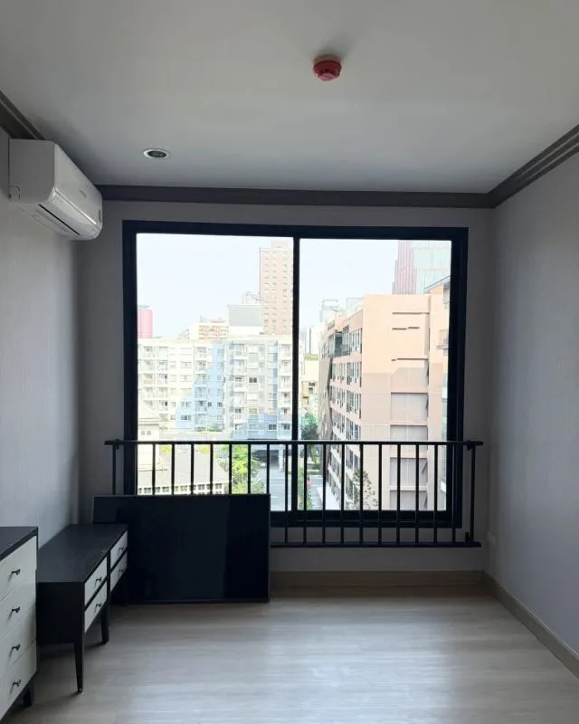Property photos for The Reserve Kasemsan 3