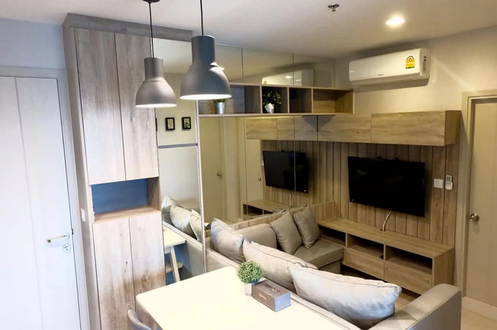Property photos for Life Sukhumvit 48