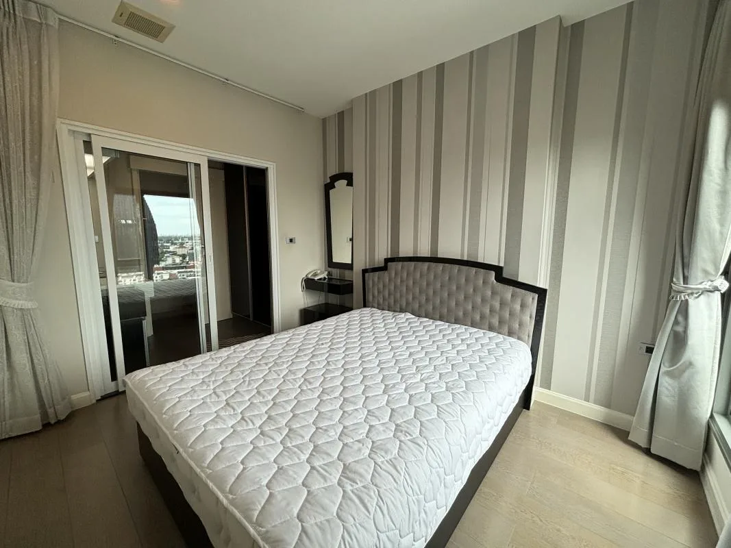 Property photos for The Crest Sukhumvit 34