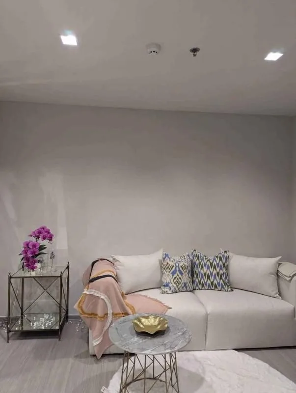 Property photos for Life Sathorn Sierra