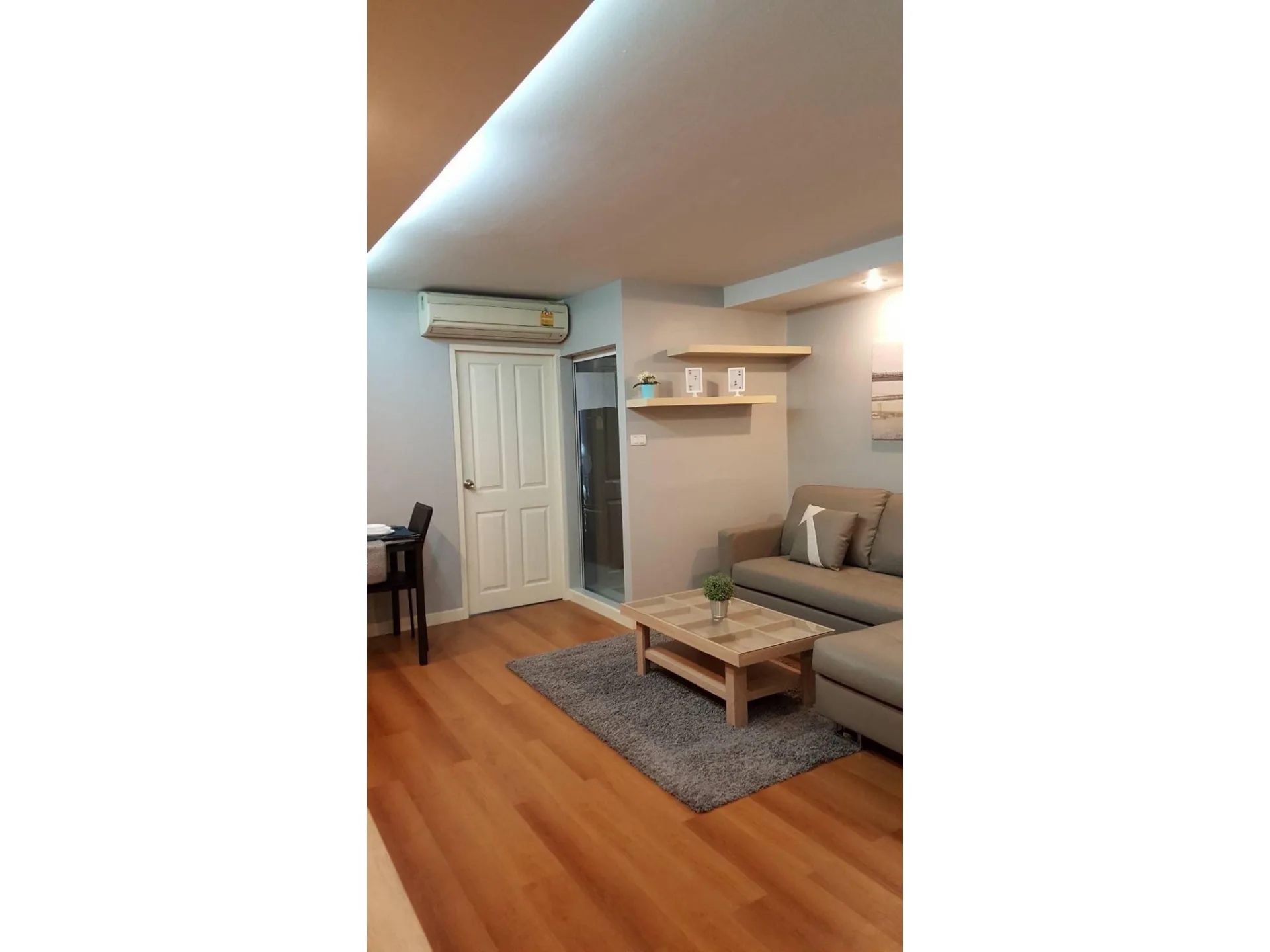 Property photos for Zenith Place  Sukhumvit 71