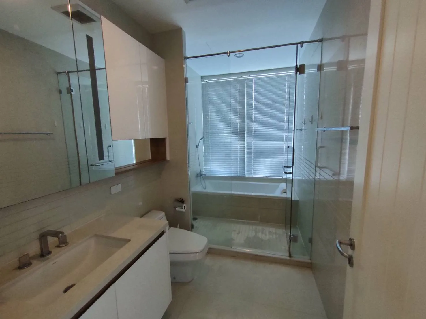 Property photos for Q Langsuan