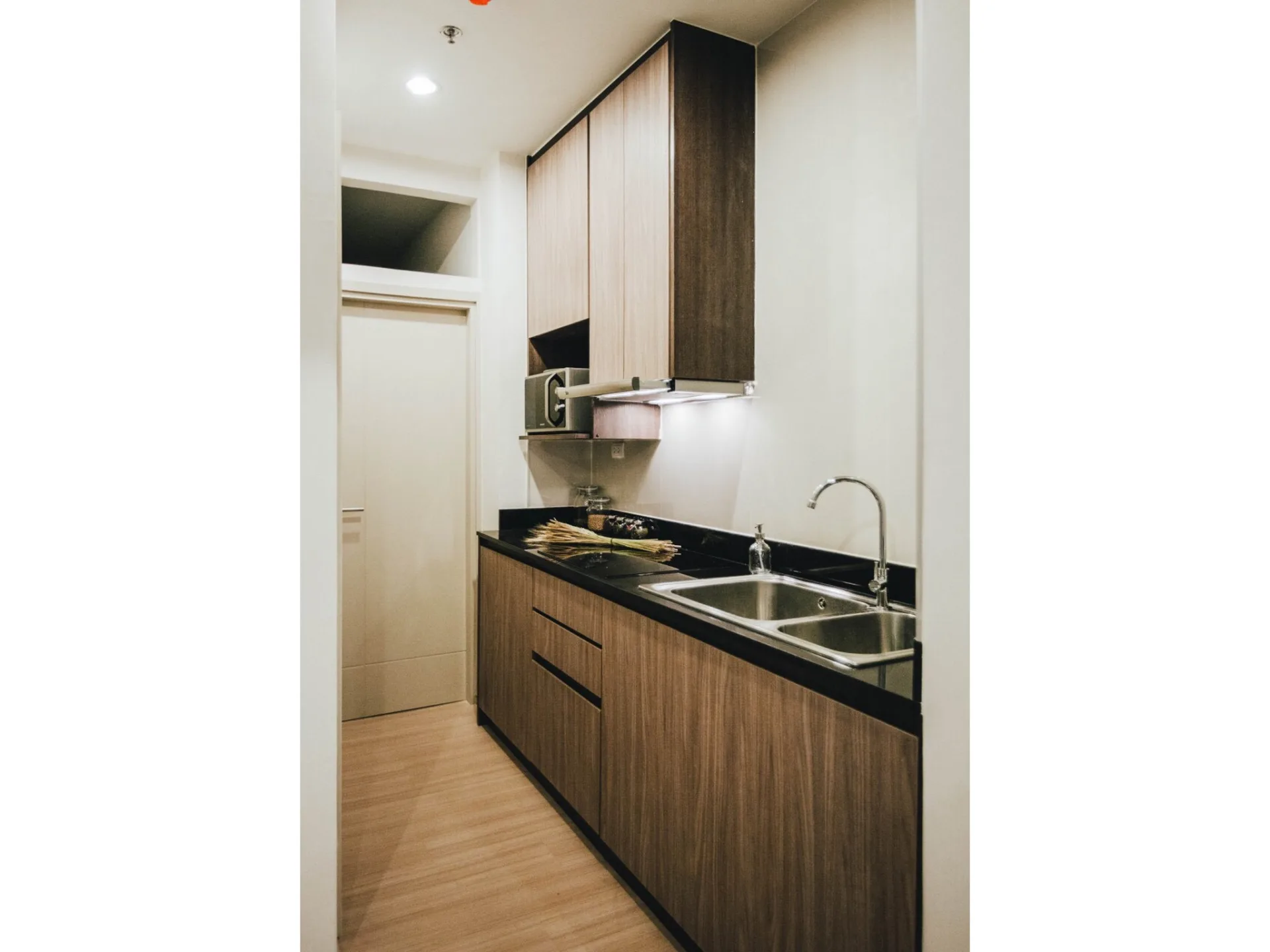 Property photos for The Capital Ekamai-Thonglor