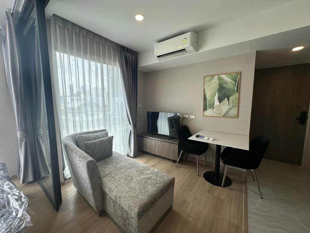 Property photos for Lloyd Soonvijai-thonglor