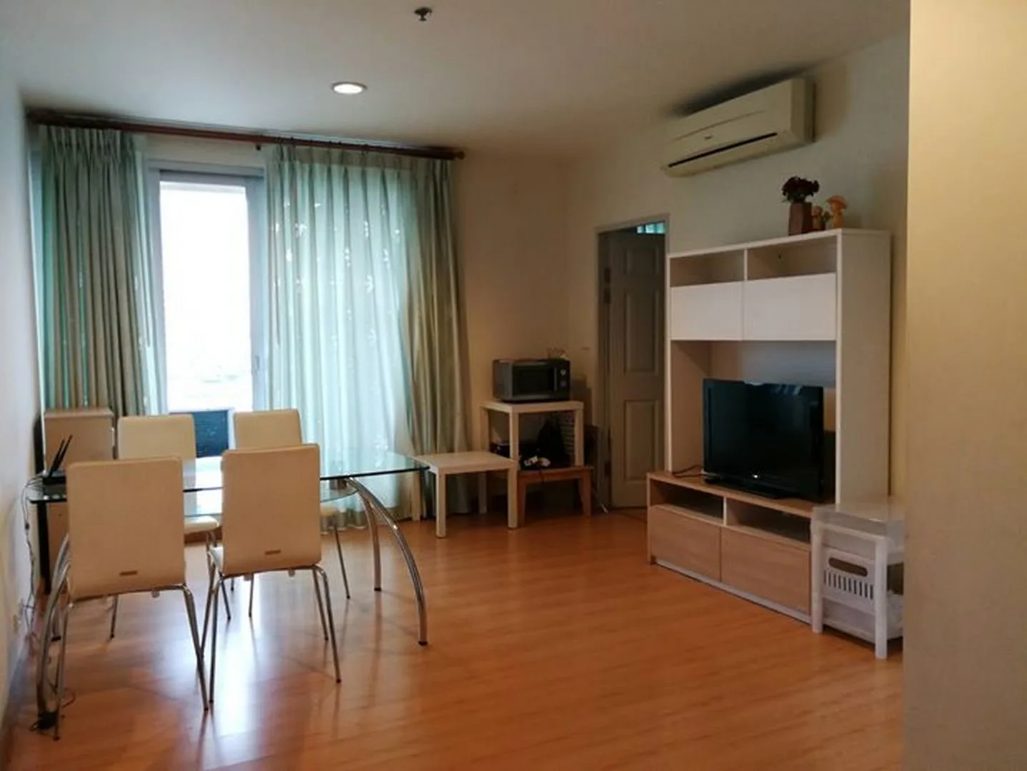 Property photos for Life @ Ratchada