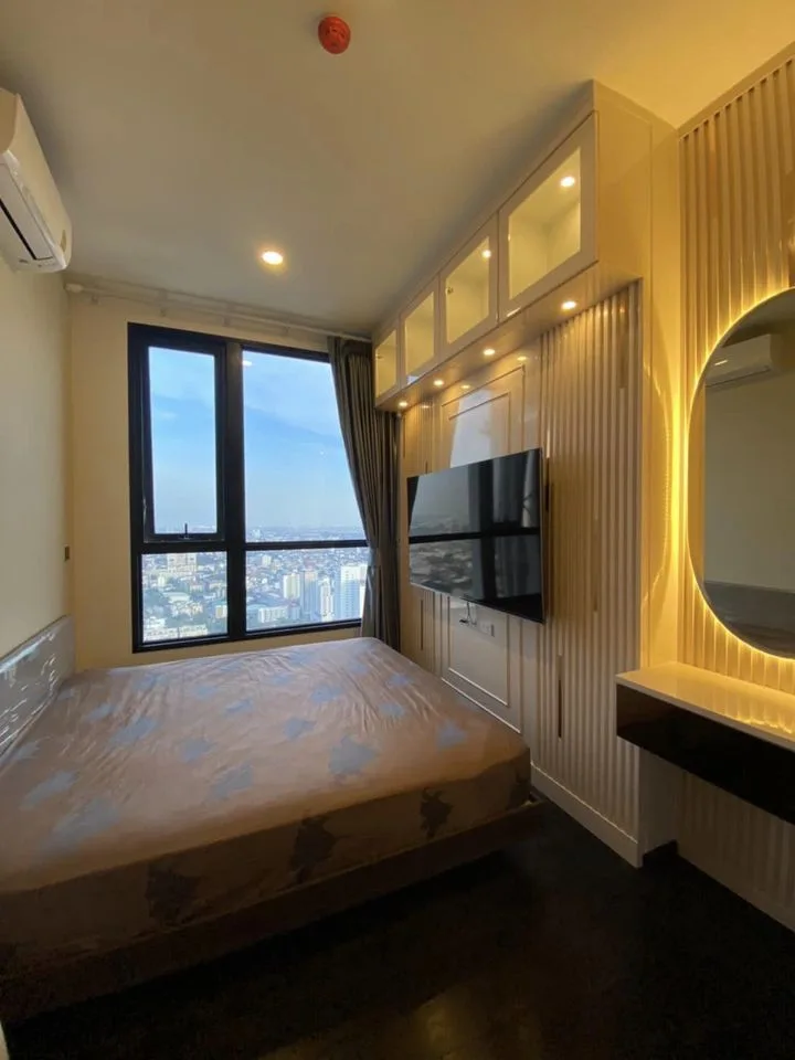 Property photos for Park Origin Thonglor