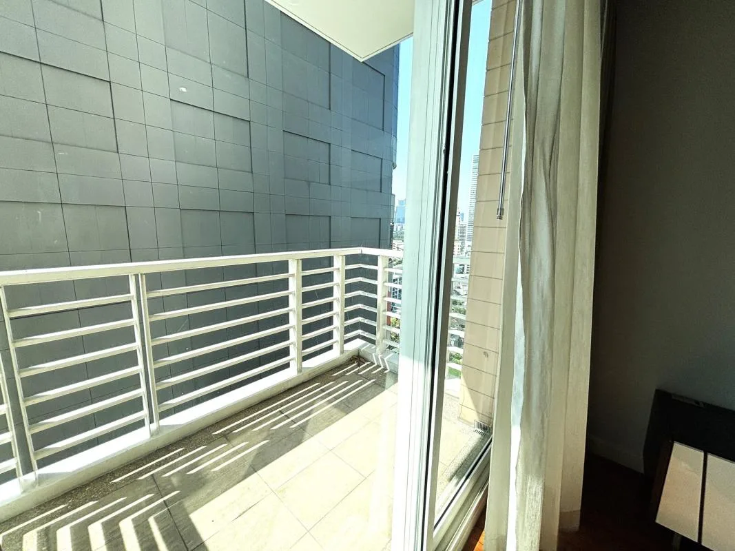Property photos for Siri Residence