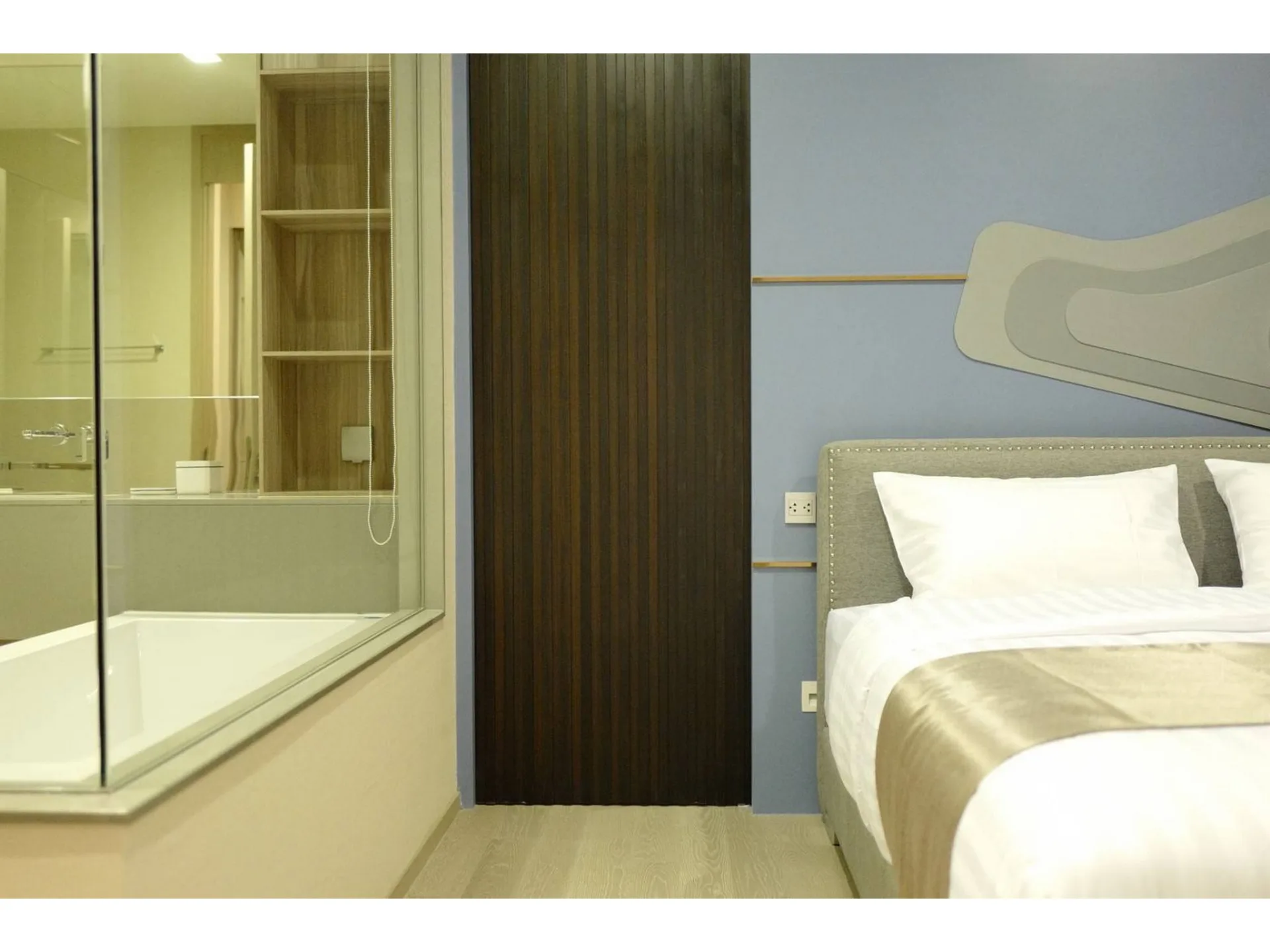 Property photos for The Esse Asoke