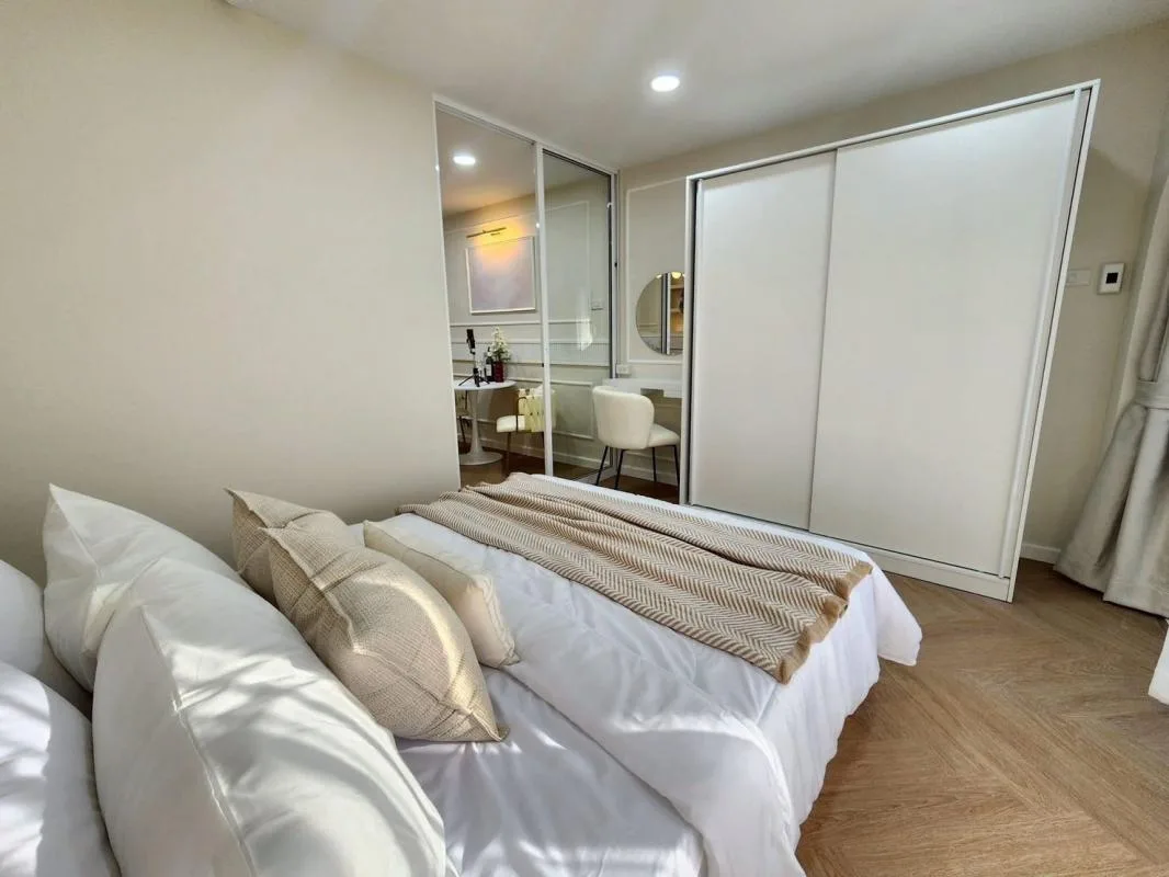 Property photos for Srivara Mansion