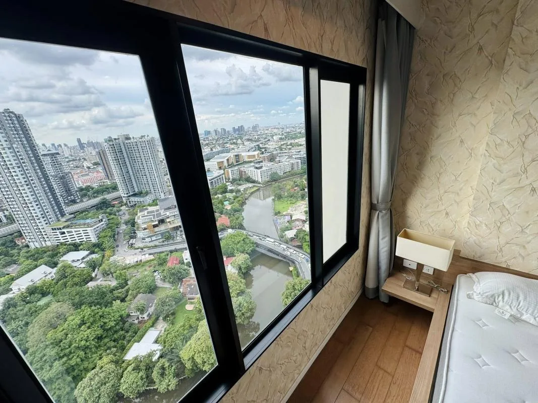 Property photos for Blocs 77