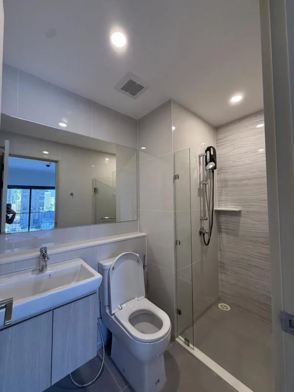 Property photos for Life Rama 4 - Asoke