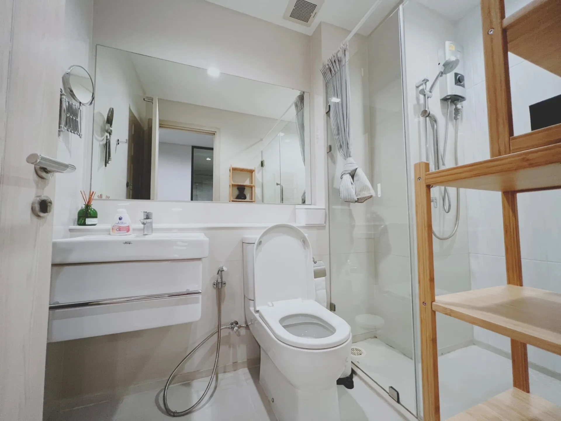Property photos for Life One Wireless