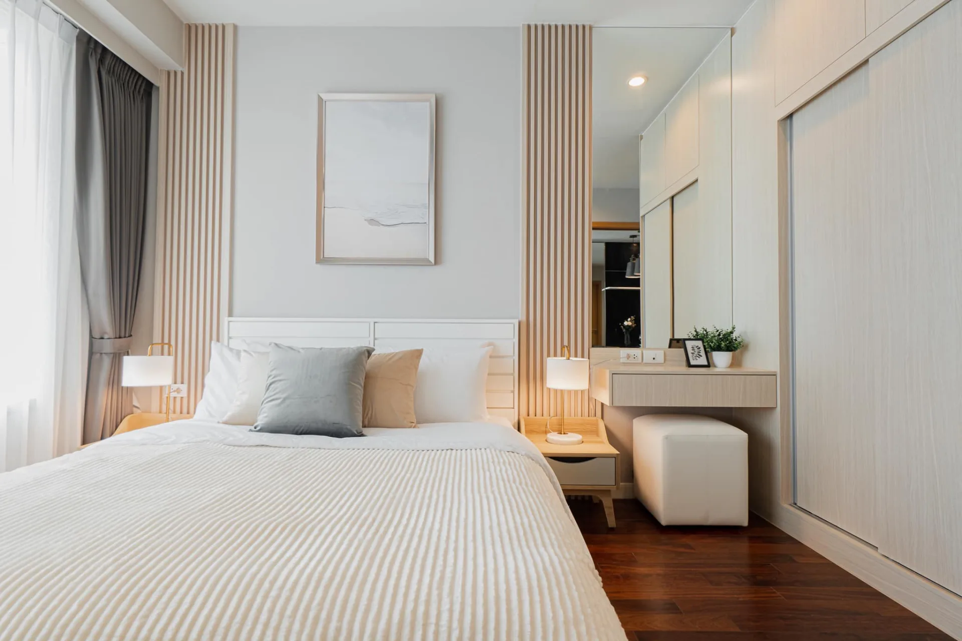 Property photos for Circle Condominium