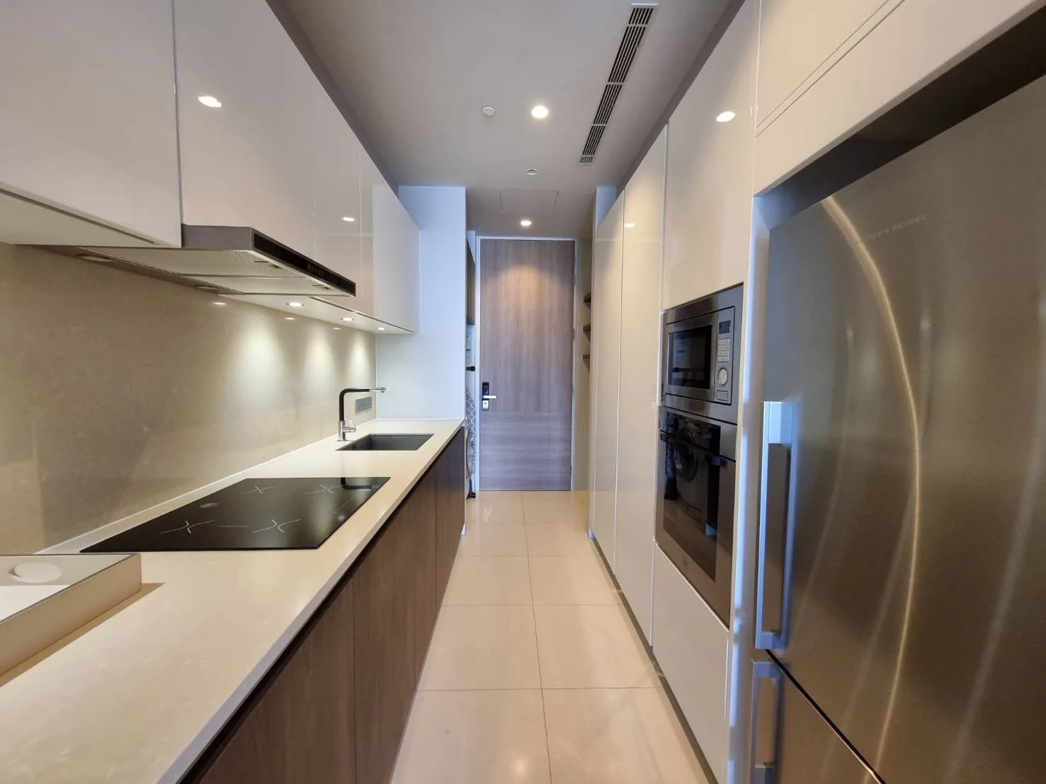 Property photos for Tela Thonglor