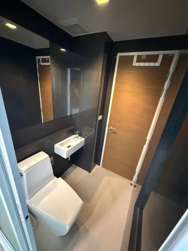Property photos for Rhythm Phahol-Ari