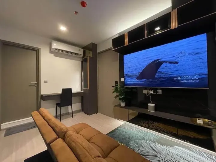 Property photos for Life Asoke Hype