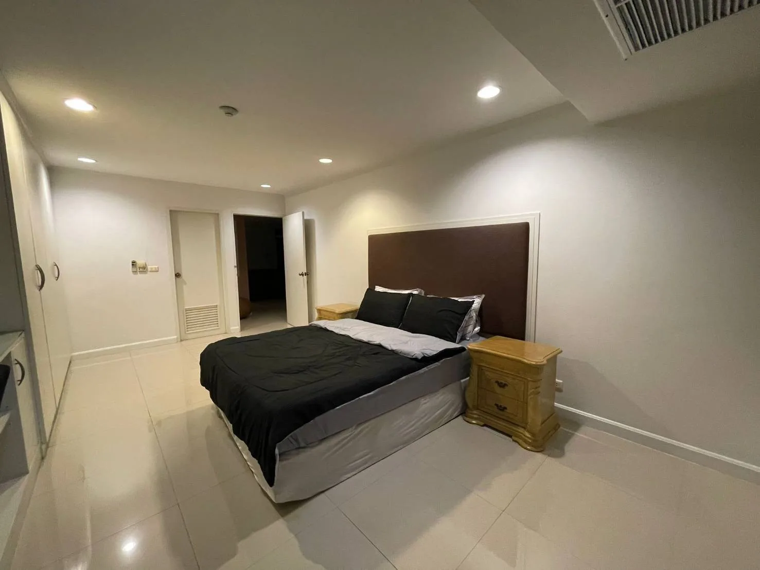 Property photos for Empire House