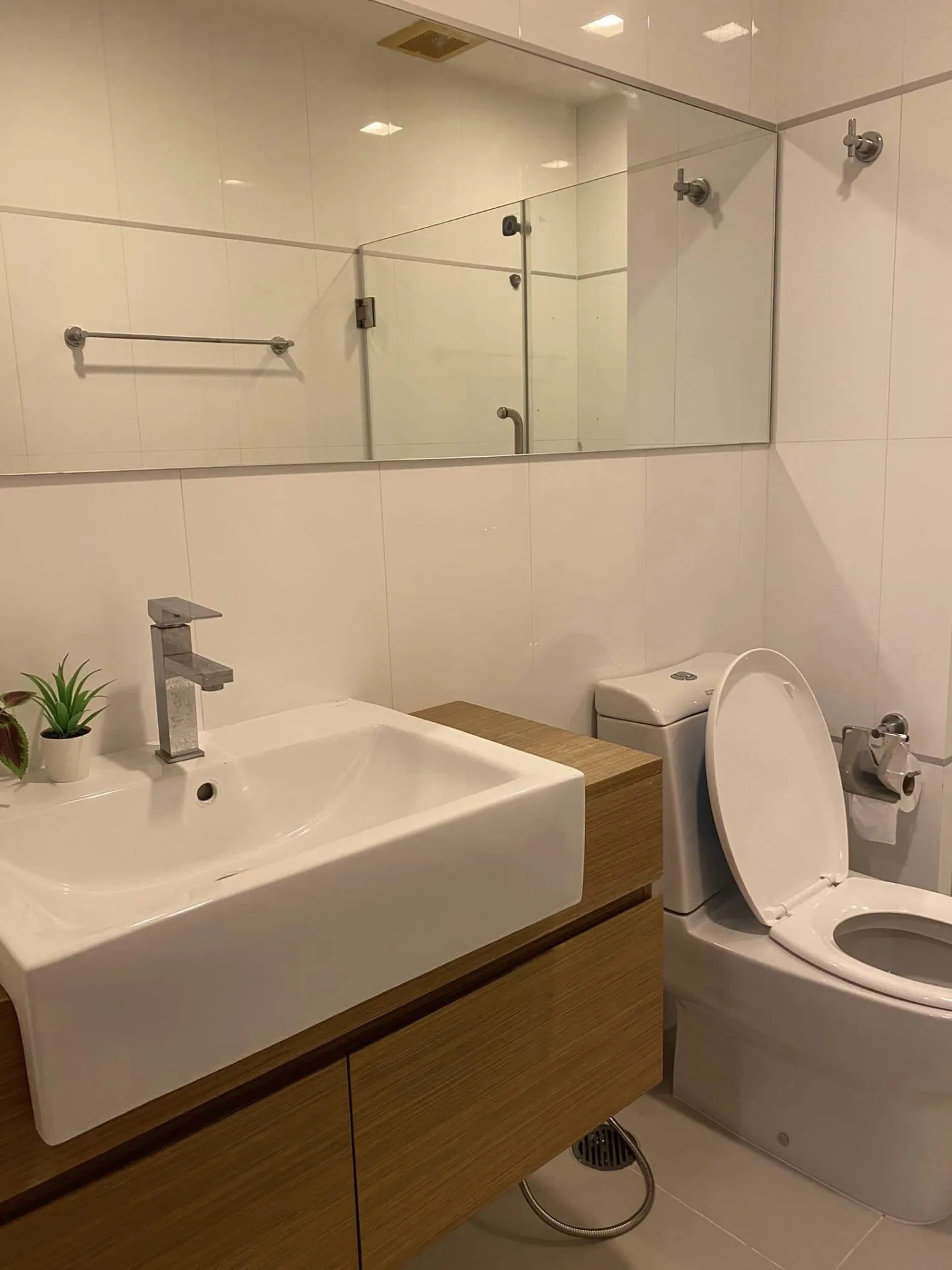Property photos for Thru Thonglor