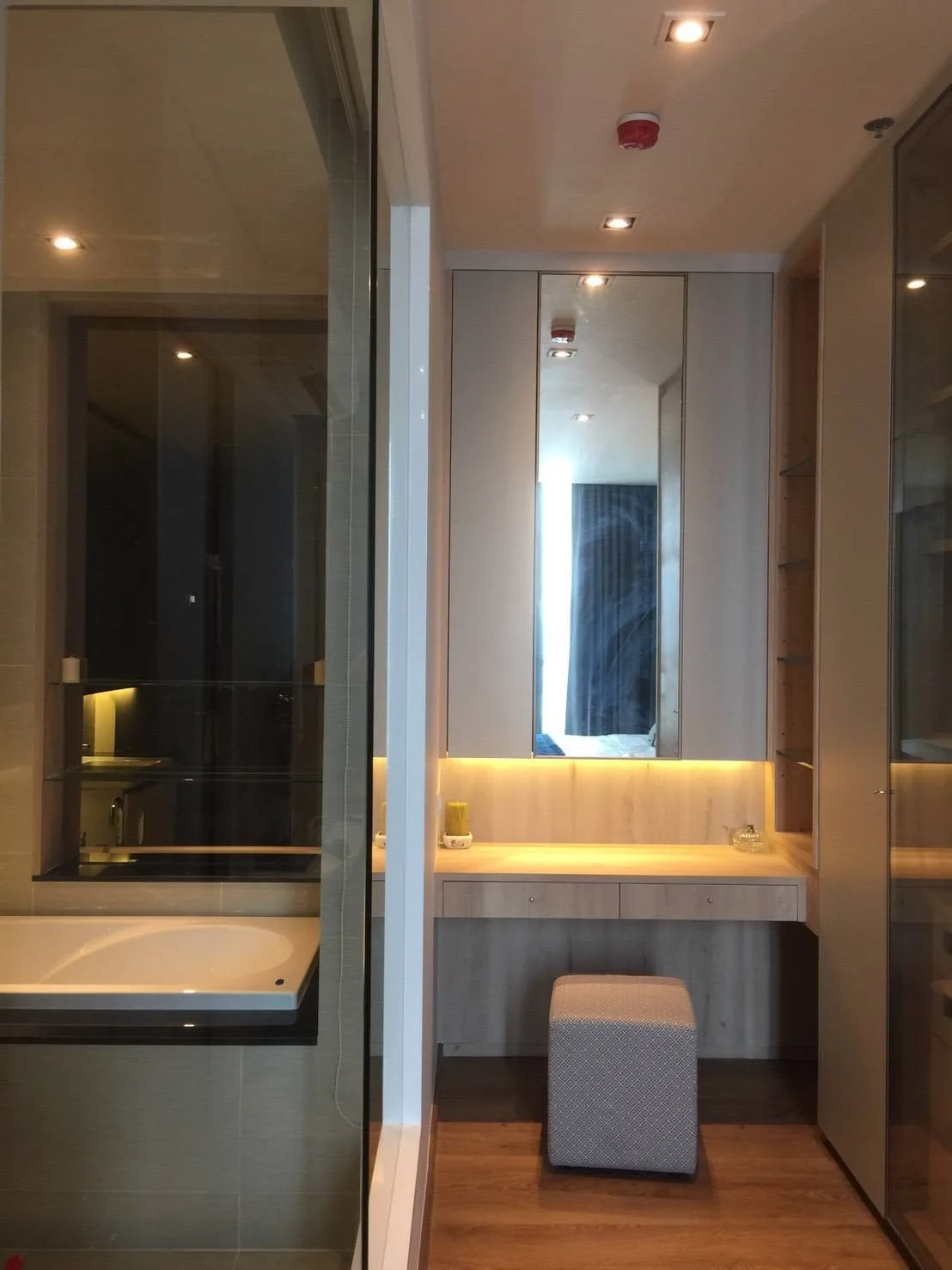 Property photos for Park Origin Phromphong