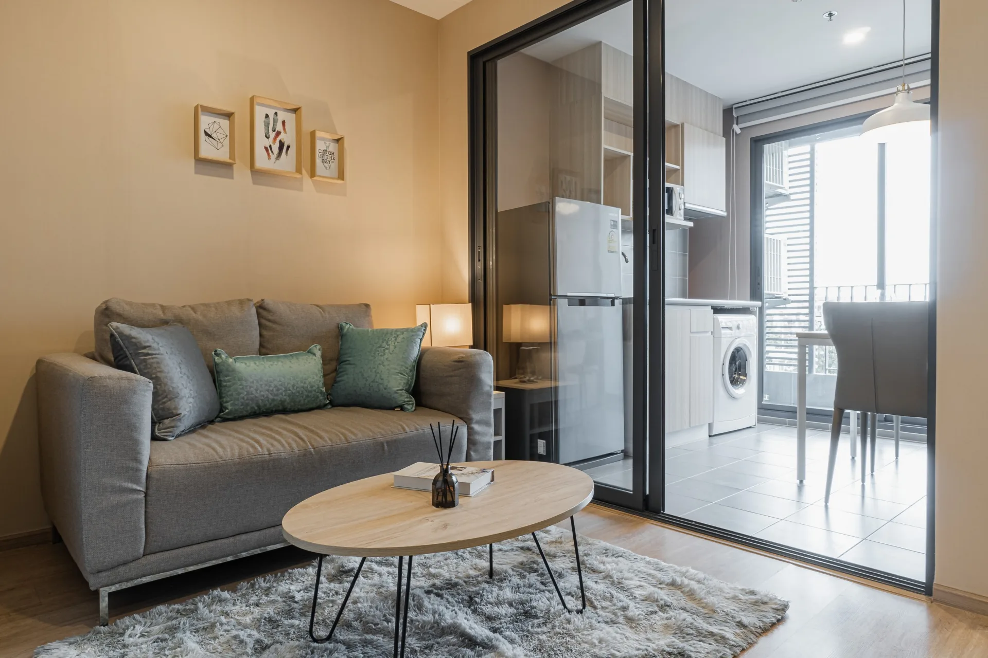 Property photos for IDEO O2