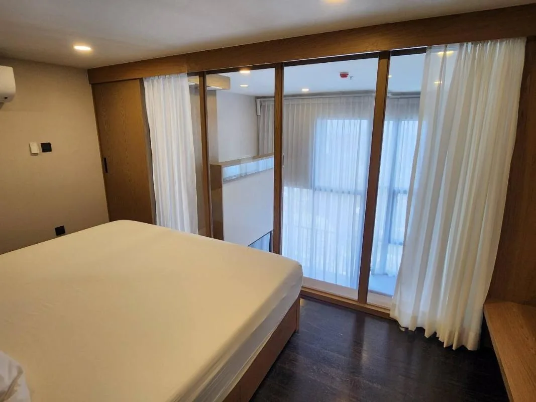 Property photos for Park Origin Thonglor