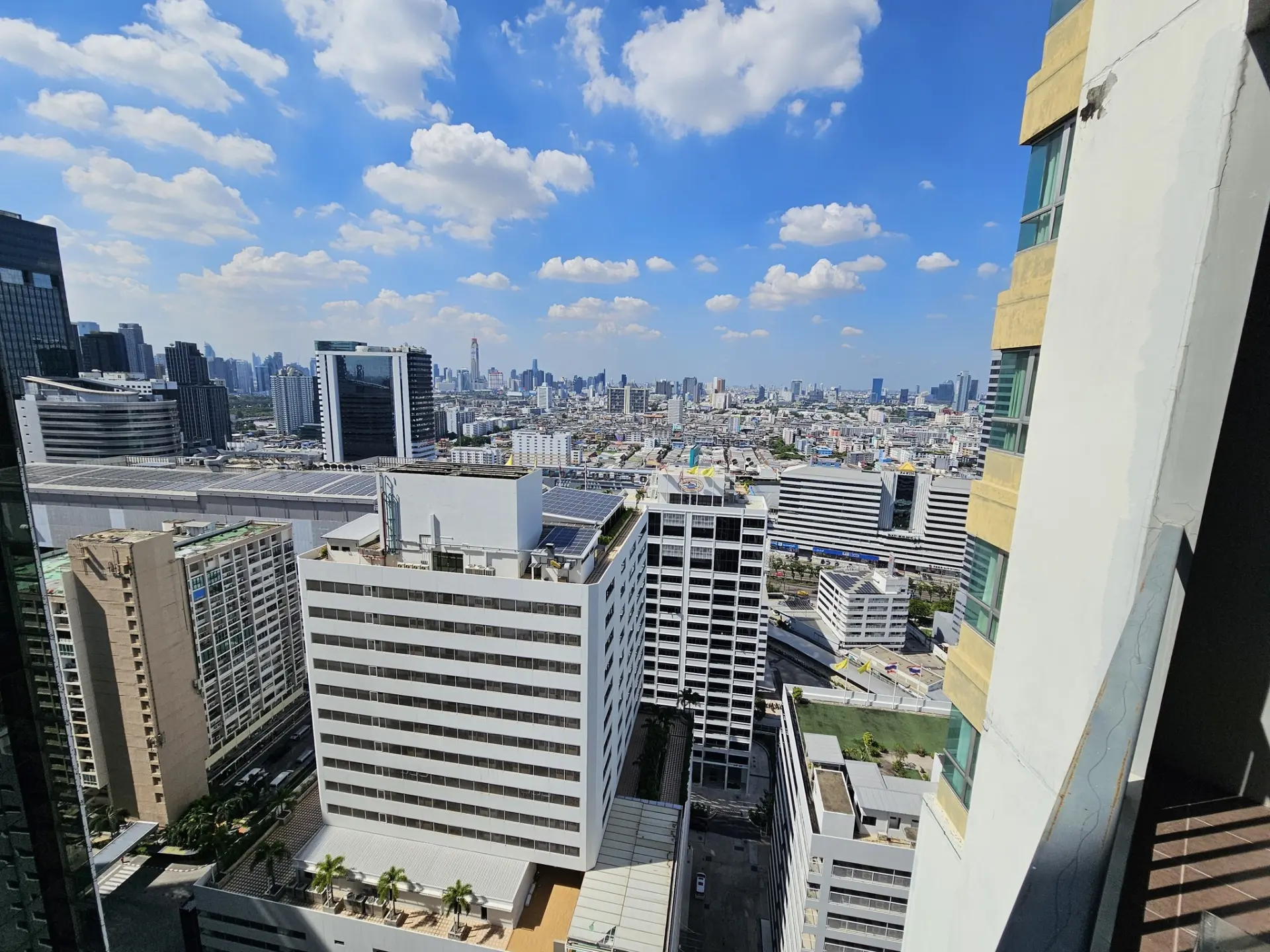 Property photos for Belle Grand Rama 9