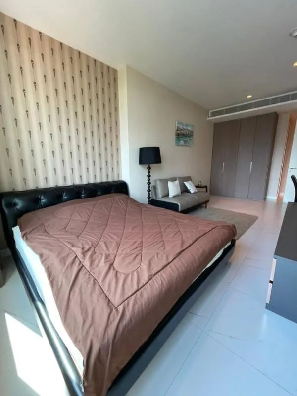 Property photos for 185 Rajadamri