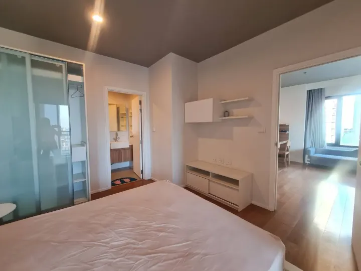 Property photos for Blocs 77