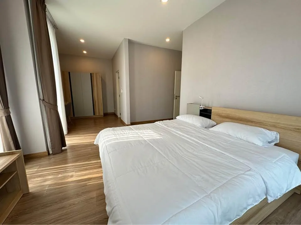 Property photos for Baan Klang Muang Classe Ekkamai-ramintra
