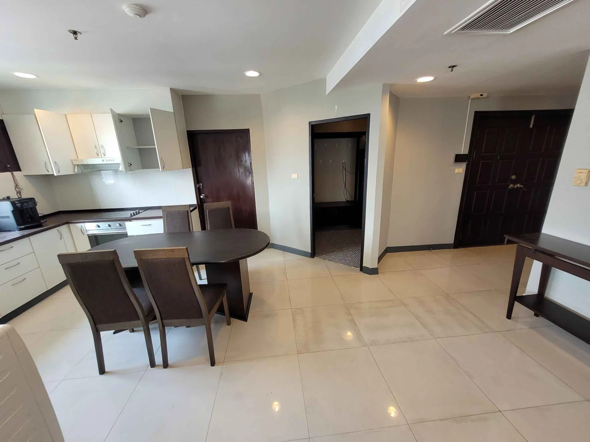 Property photos for Lake Green