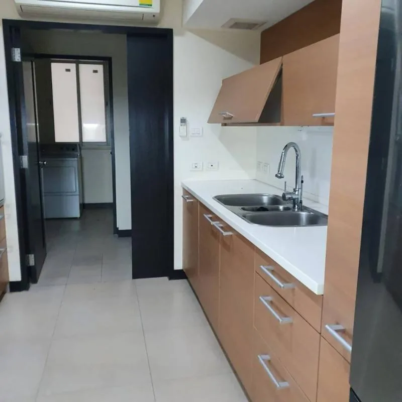 Property photos for The Park Chidlom