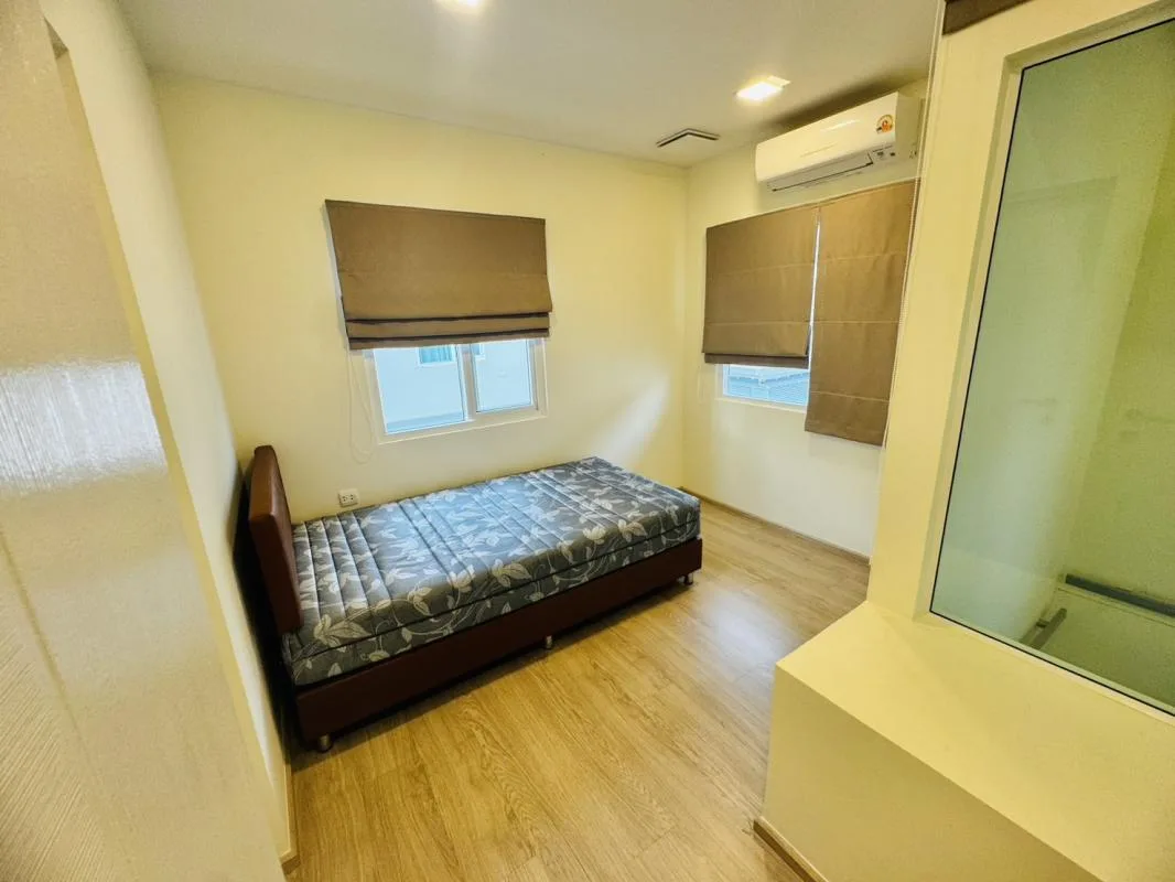 Property photos for Villaggio Srinakarin-bangna