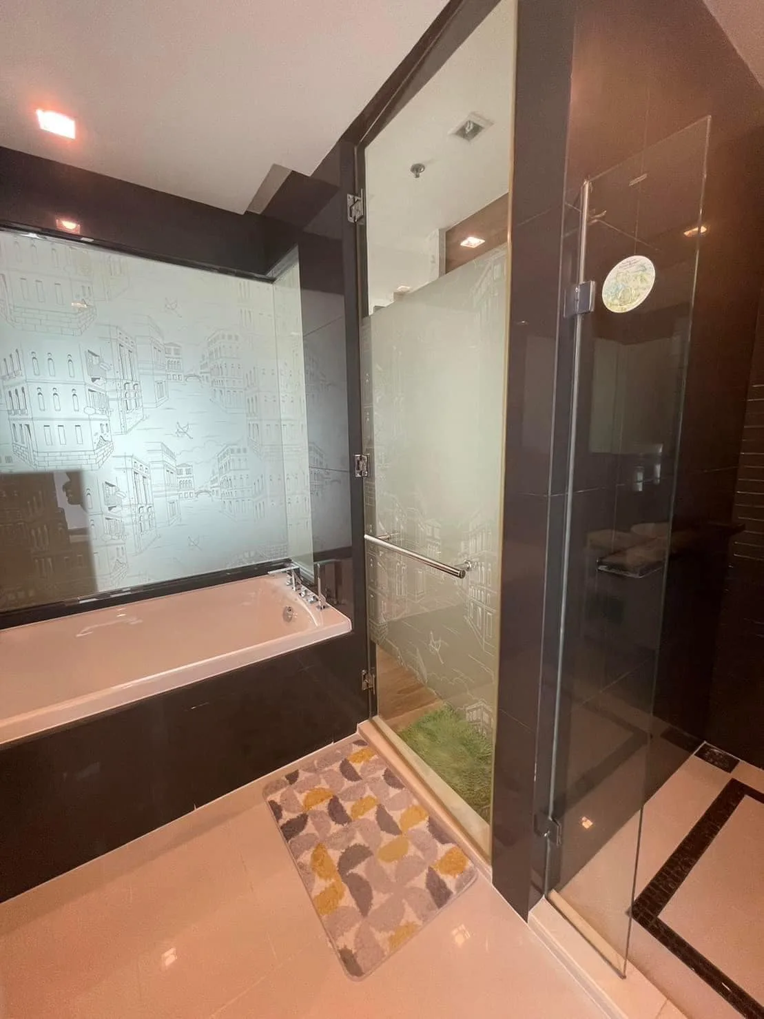 Property photos for Rhythm Sukhumvit 50