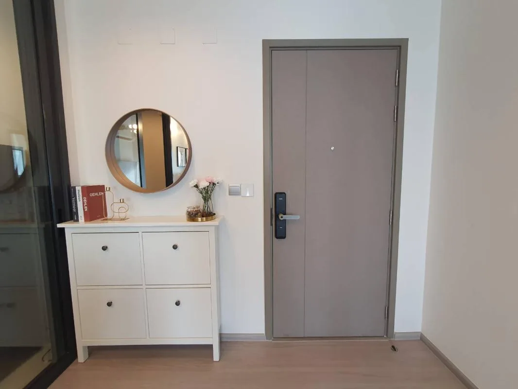 Property photos for Life Asoke Hype