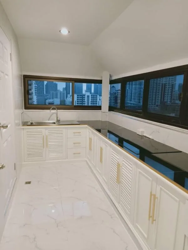 Property photos for The Waterford Thonglor 11