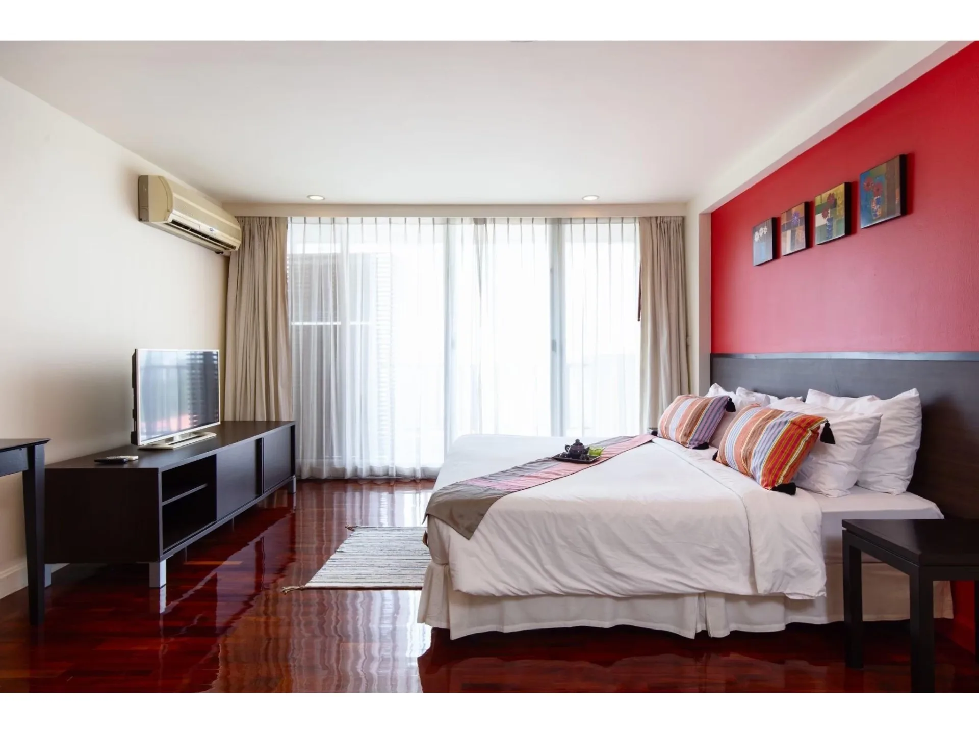 Property photos for Sathorn Gallery Residences