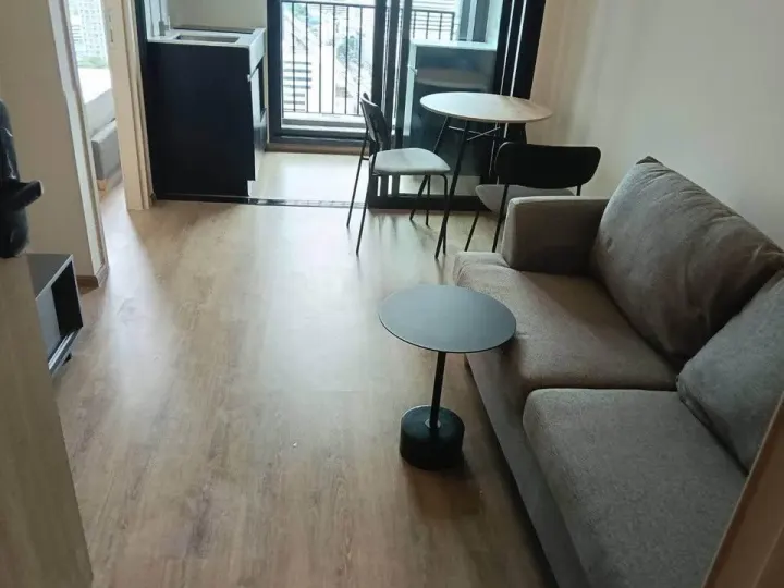 Property photos for Nue District R9