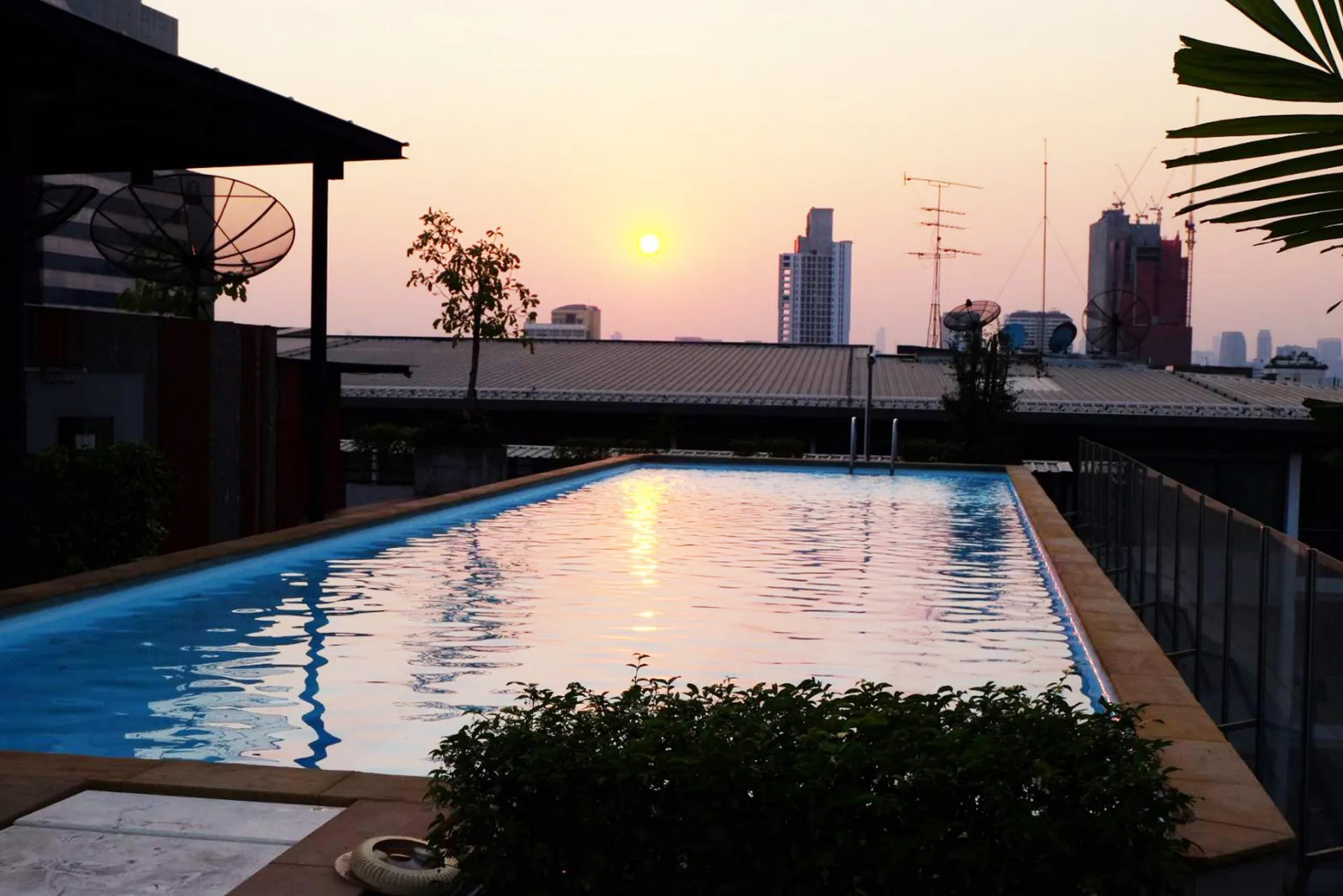 Property photos for Zenith Place Sukhumvit 42