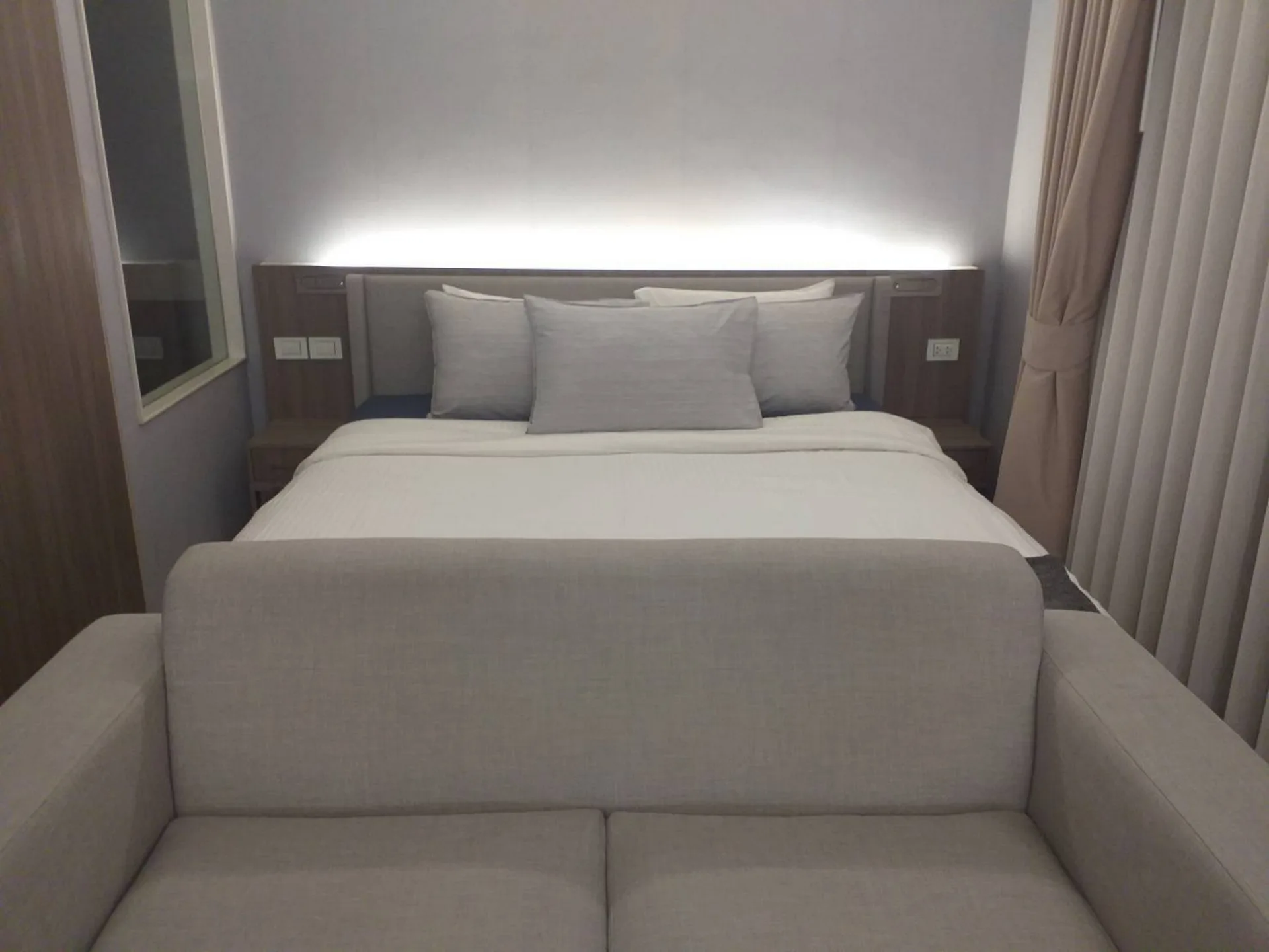 Property photos for Urbitia Thong Lo