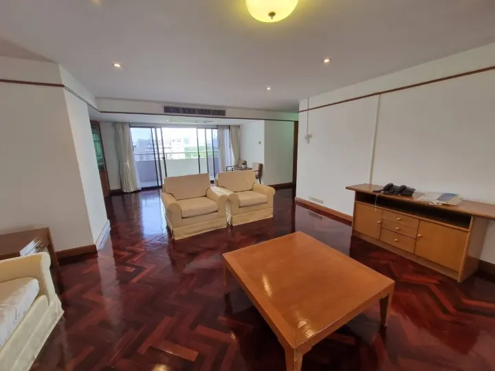 Property photos for Four Wings Mansion