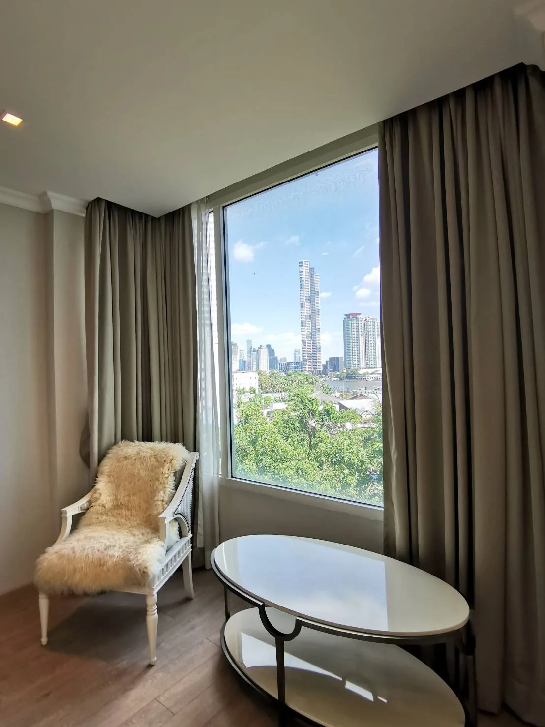 Property photos for Watermark Chaophraya